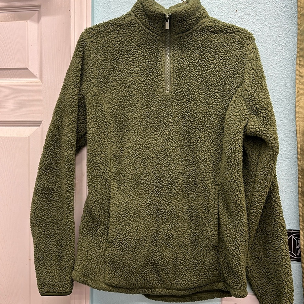 Bcg sweater